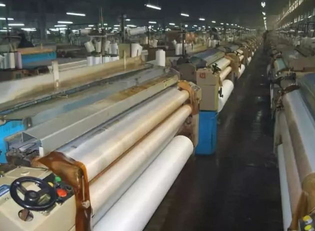 噴水織機(jī)的工藝參數(shù)有哪些？如何優(yōu)化調(diào)整？